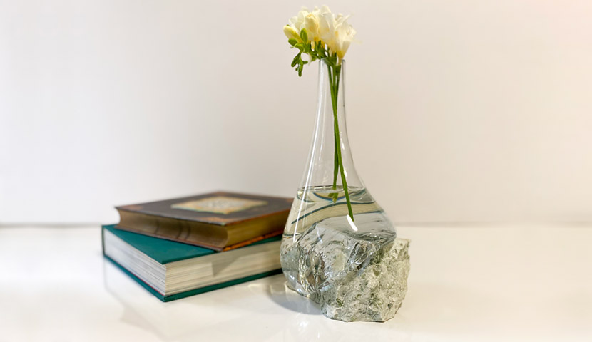 گلدان شیشه ای با سنگ جلبر  122420
