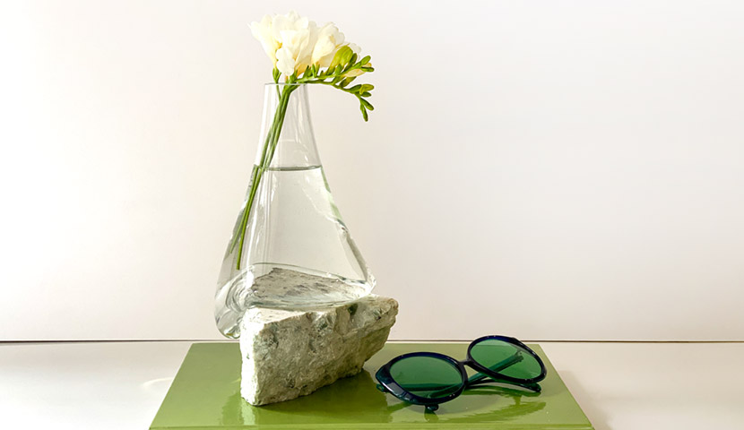 گلدان سنگی جلبر با شیشه ی شفاف  12248