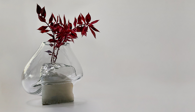 گلدان شیشه ای با سنگ مرمر سفید 120205