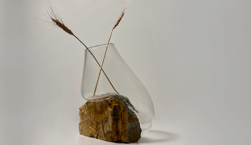 گلدان شیشه ای لاویا با پایه سنگ مرمریت 111209