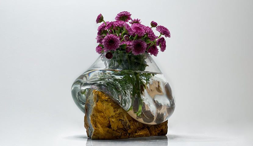 گلدان شیشه ای جدید با پایه سنگ مرمریت 120201